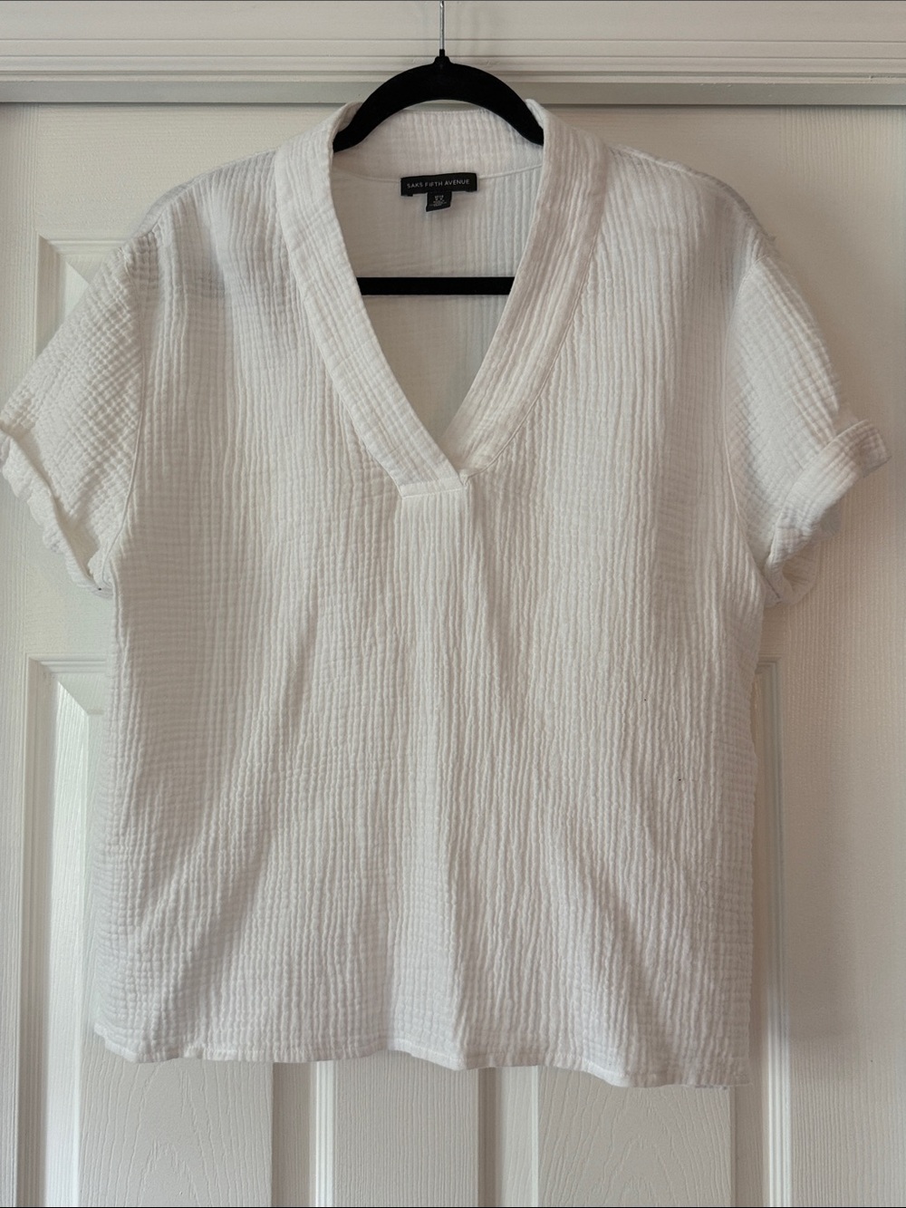 Saks Fifth Avenue 100% Cotton White Textured V-Neck Short Sleeve Top